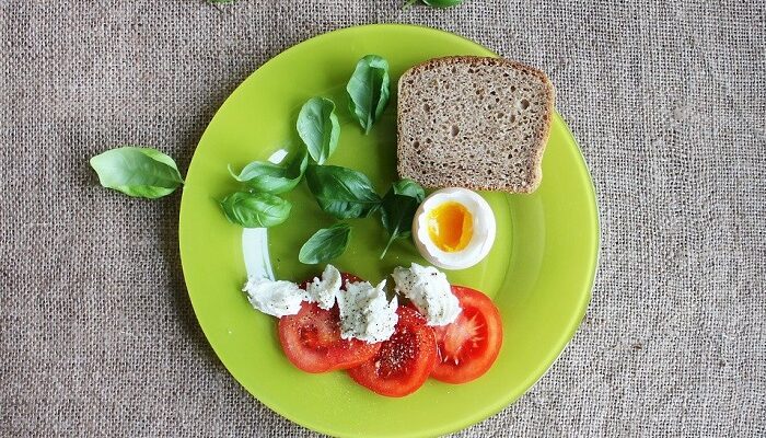 plate-of-food-dream-meaning-and-symbolism